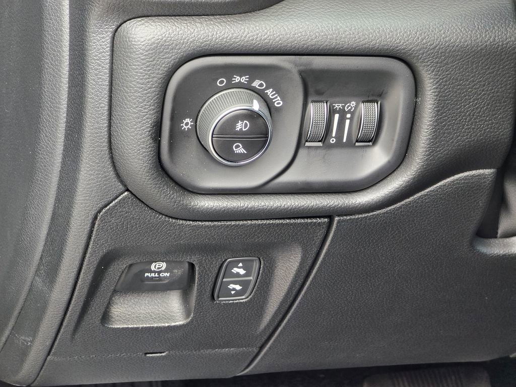 New 2026 RAM 1500 Big Horn AWD/4WD image 34