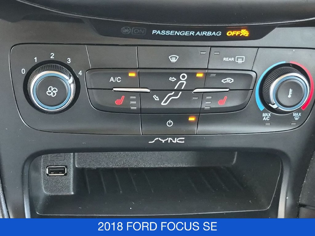 Used 2018 Ford Focus SE w/ Cold Weather Package FWD image 25
