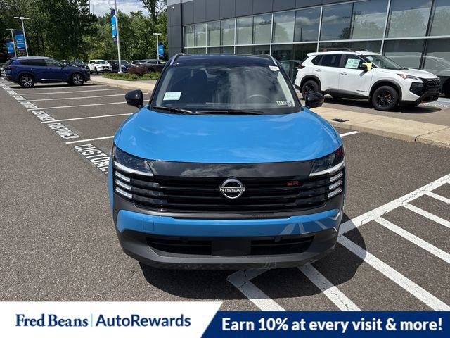 New 2025 Nissan Kicks SR image 2