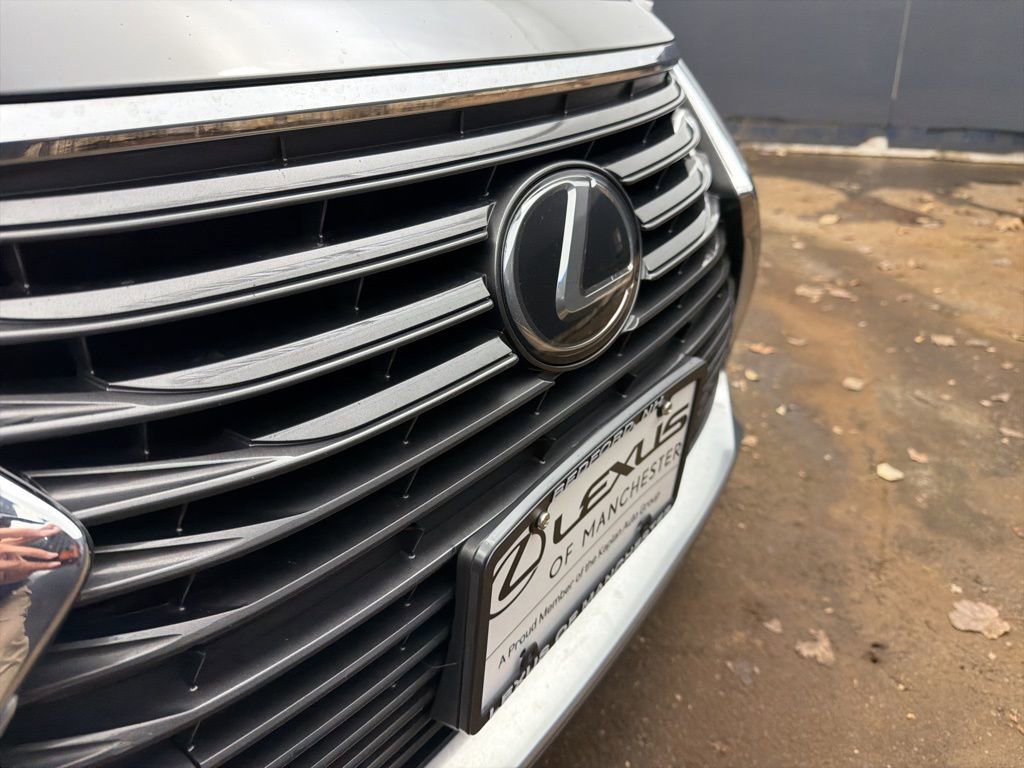 Used 2018 Lexus ES 350 w/ Luxury Package w/Wood Trim image 31