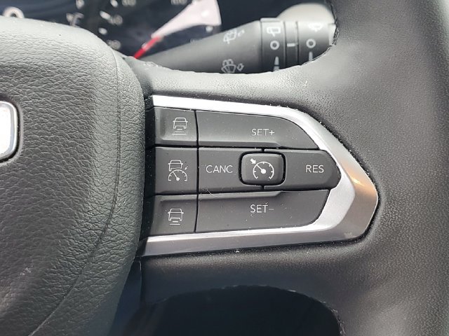 Used 2024 Jeep Compass Limited AWD/4WD image 17