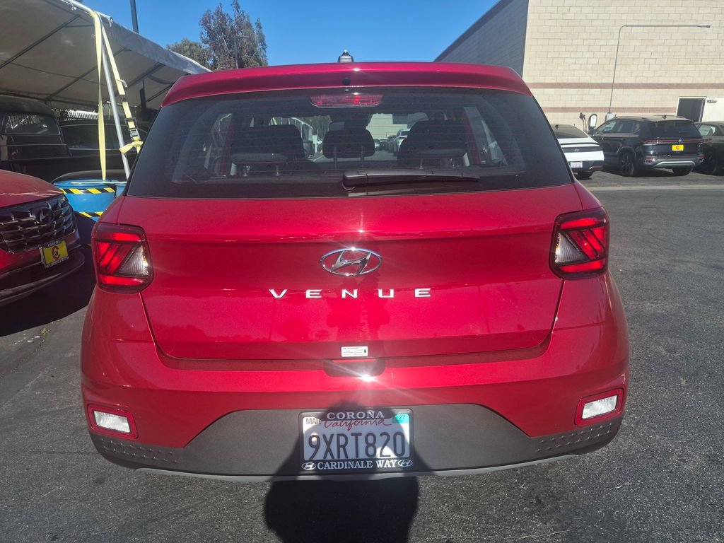 Used 2026 Hyundai Venue SE FWD image 12
