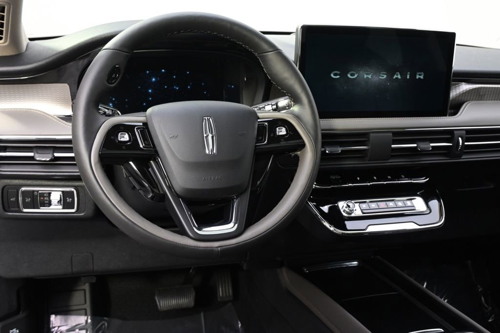 New 2026 Lincoln Corsair Reserve w/ Jet Appearance Package image 12