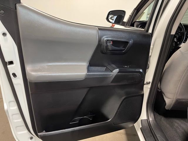 Used 2021 Toyota Tacoma SR w/ SR Convenience Package RWD image 19
