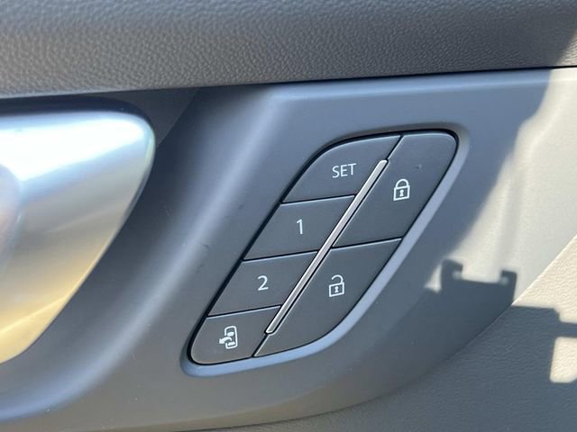 New 2026 Buick Enclave Preferred w/ Power Package image 16