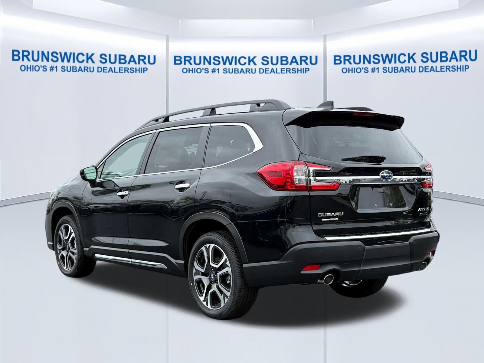 New 2026 Subaru Ascent Touring w/ Popular Package #2 AWD/4WD image 4