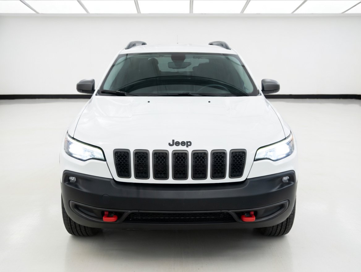 Used 2019 Jeep Cherokee Trailhawk w/ Trailer Tow Group AWD/4WD image 2