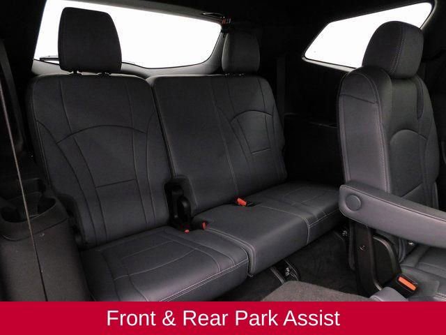 Used 2022 Buick Enclave Essence w/ Sport Touring Edition image 35