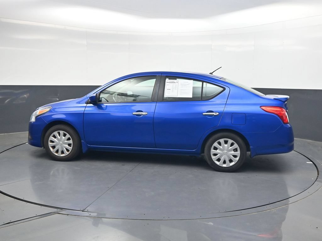 Used 2015 Nissan Versa SV FWD image 10