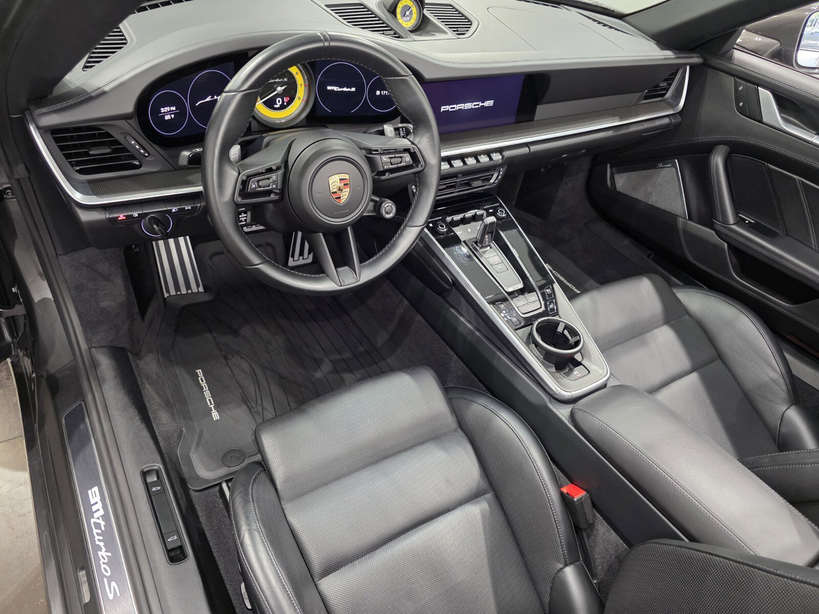 Used 2023 Porsche 911 Turbo S image 7