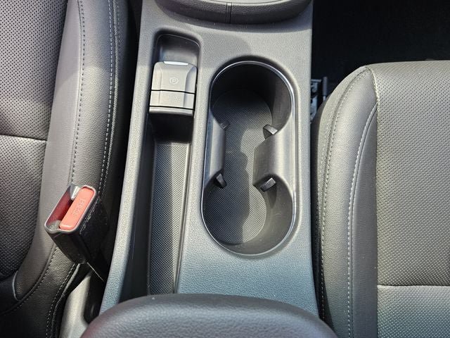 Used 2023 Hyundai Kona Limited w/ Cargo Package FWD image 21
