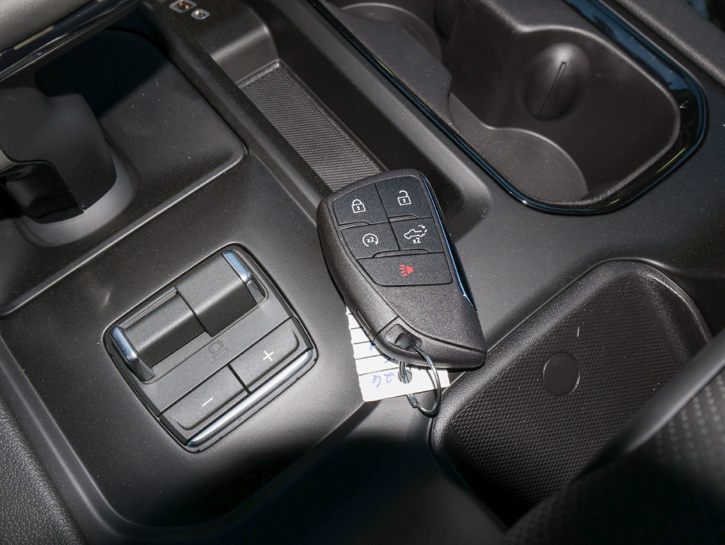 New 2026 GMC Sierra 1500 AT4 w/ AT4 Premium Package AWD/4WD image 24