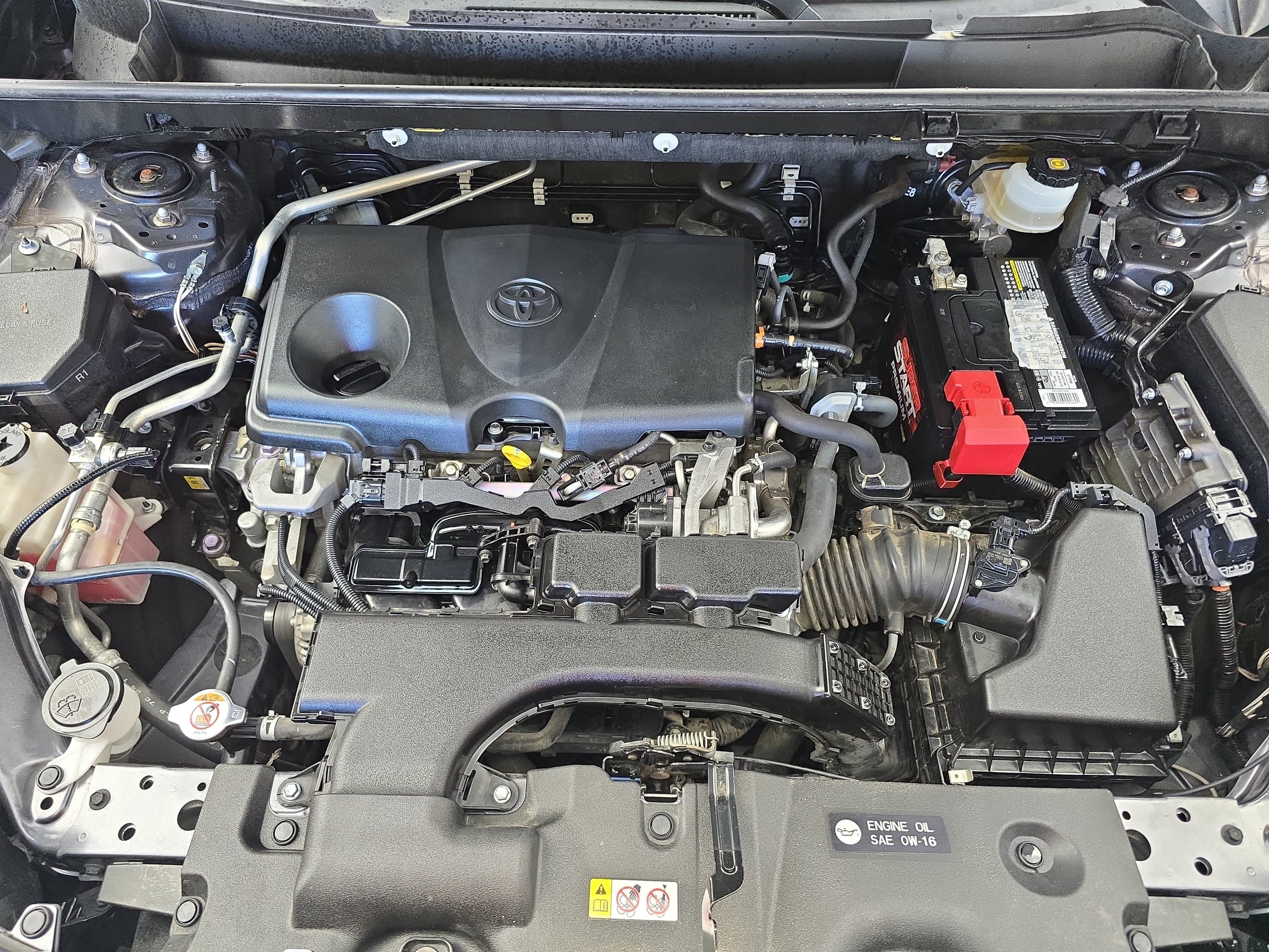 Used 2019 Toyota RAV4 LE FWD image 28