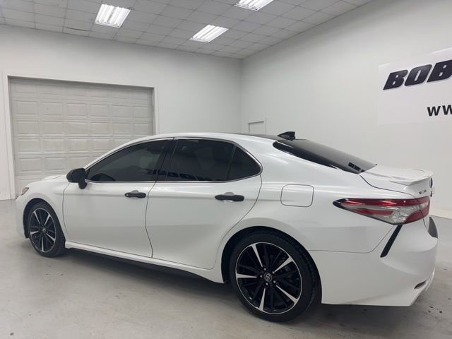 Used 2019 Toyota Camry XSE FWD image 7