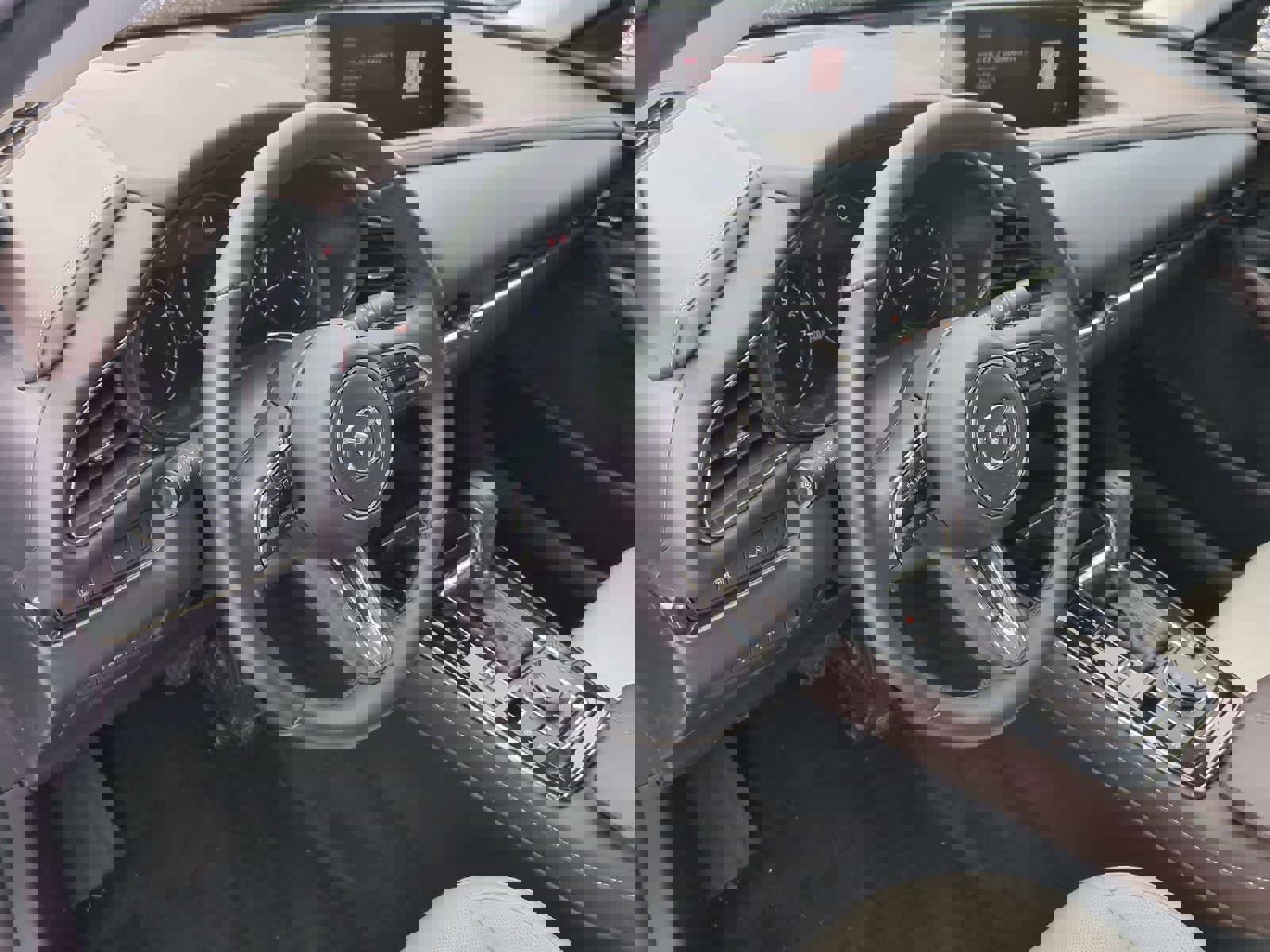 Used 2025 MAZDA CX-30 2.5 Turbo w/ Premium Package image 2