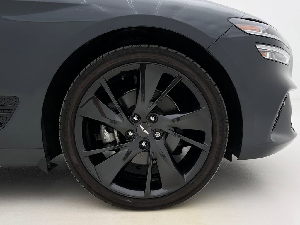 Used 2023 Genesis G70 2.0T w/ Sport Prestige Package image 30