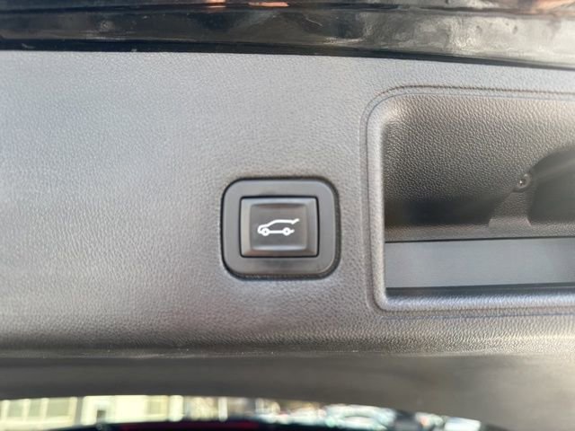 Used 2018 GMC Terrain SLE w/ Driver Convenience Package image 21