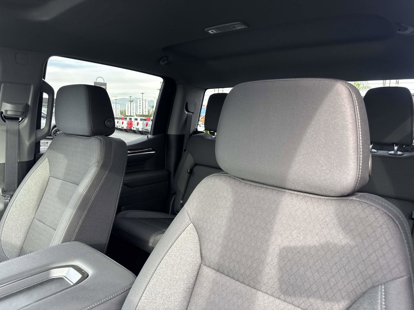 New 2026 GMC Sierra 1500 Elevation image 23