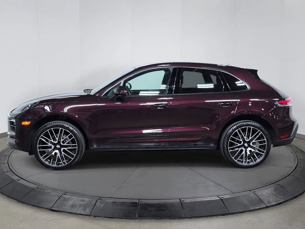 Certified 2025 Porsche Macan AWD/4WD video 2