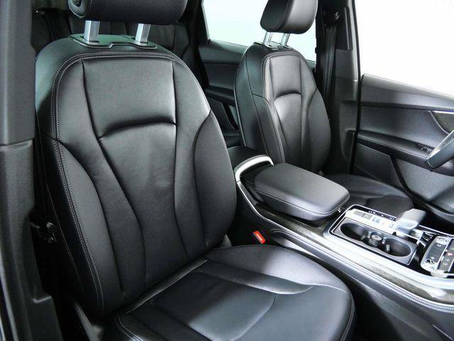 Used 2025 Audi Q7 3.0T Premium Plus AWD/4WD image 11