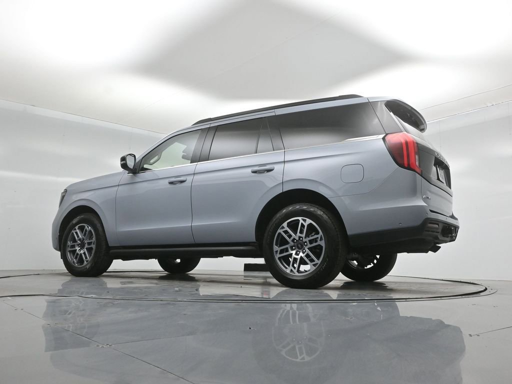 Certified 2025 Ford Expedition Active image 51