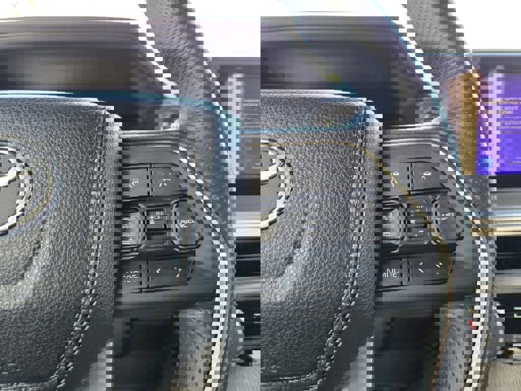 Used 2025 Toyota 4Runner SR5 image 16