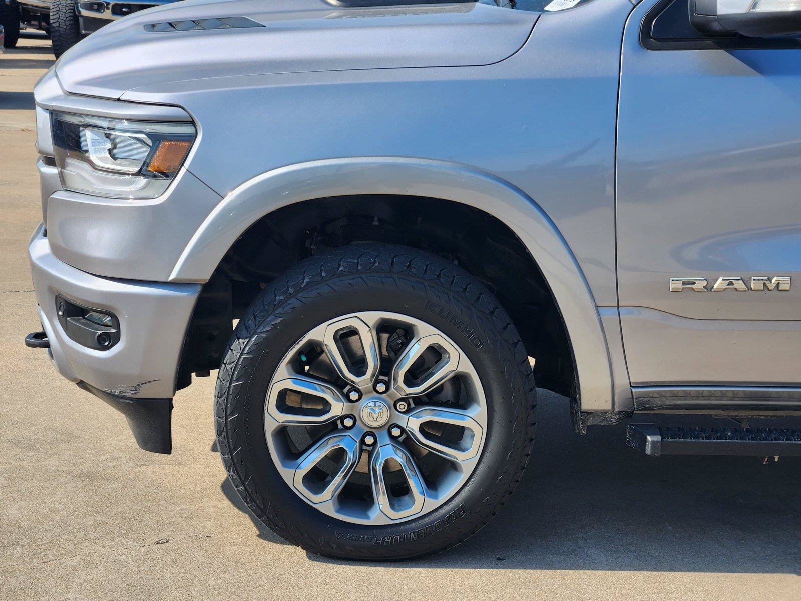 Used 2020 RAM 1500 Laramie w/ Sport Appearance Package AWD/4WD image 7