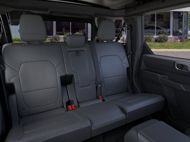 New 2026 Ford Bronco Outer Banks w/ Sasquatch Package AWD/4WD image 11