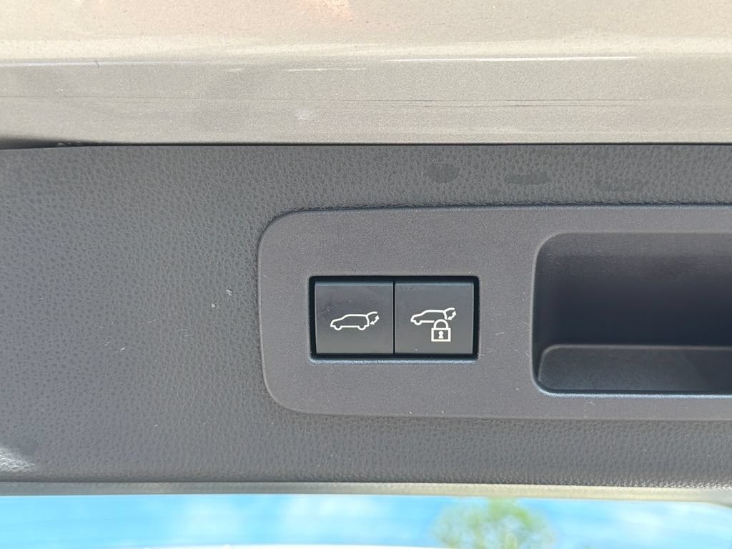 Used 2023 Lexus LX 600 4WD w/ Appearance Package image 57