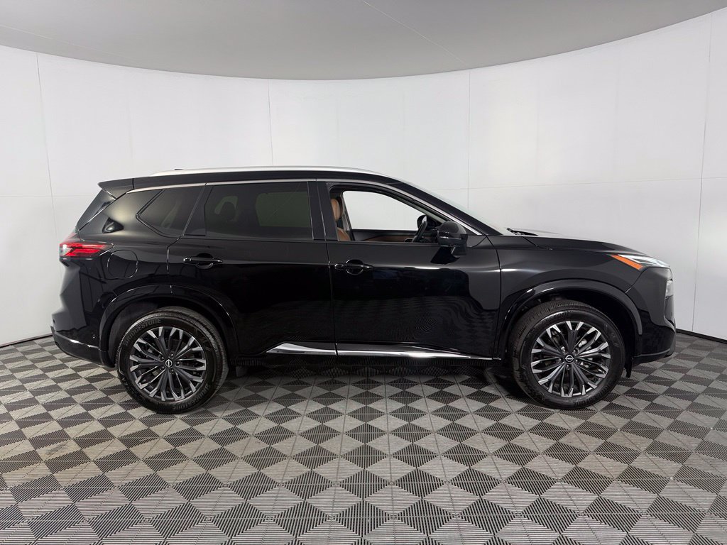 Used 2026 Nissan Rogue Platinum w/ Platinum Premium Package AWD/4WD image 7