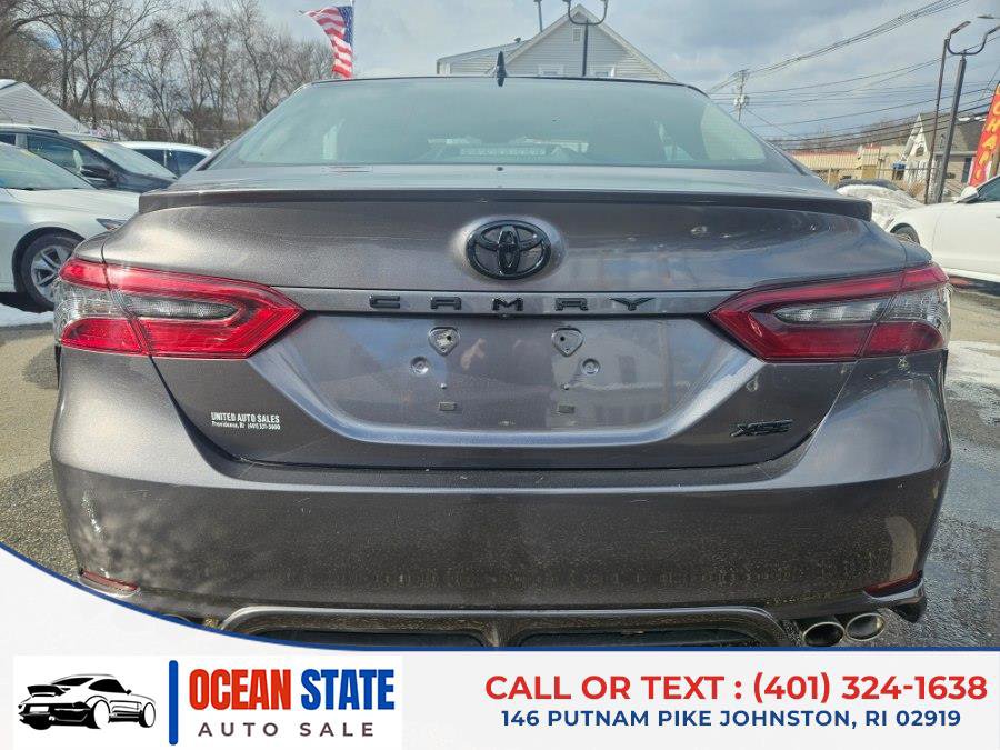 Used 2022 Toyota Camry XSE image 4