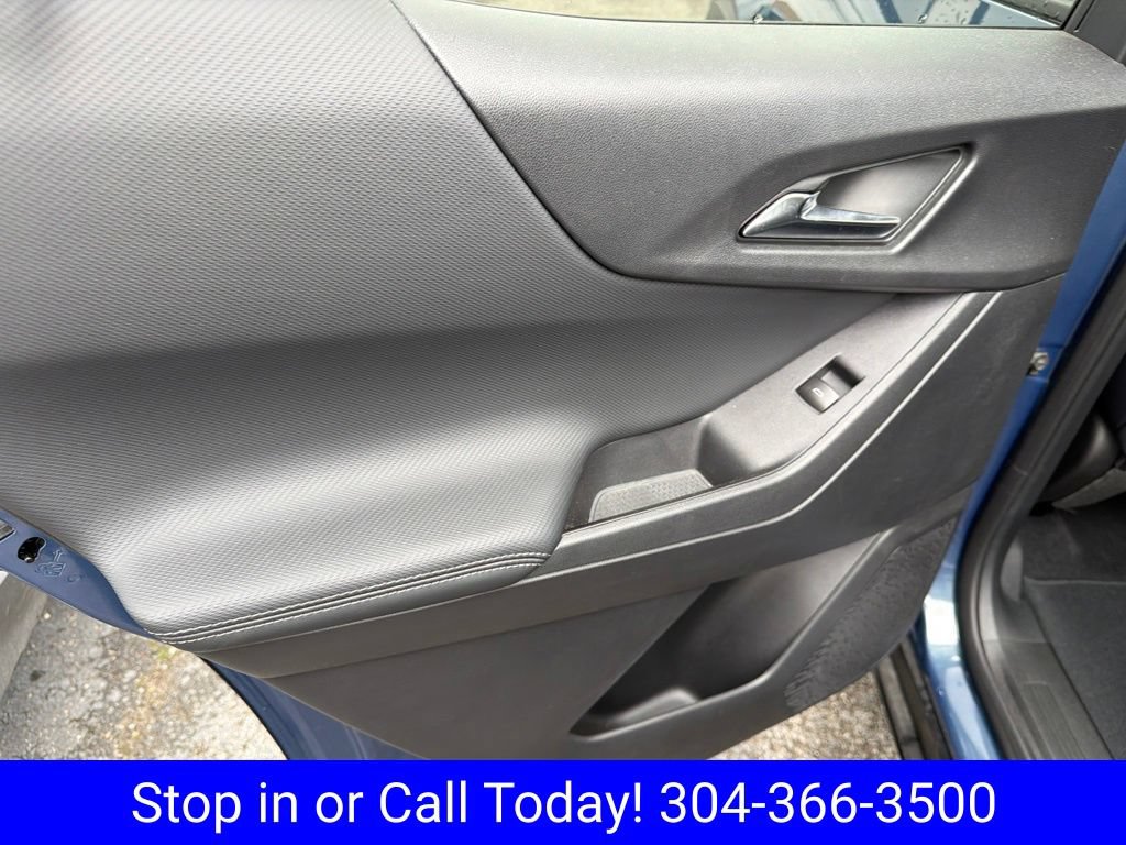 New 2026 Chevrolet Equinox LT w/ Convenience Package II FWD image 33