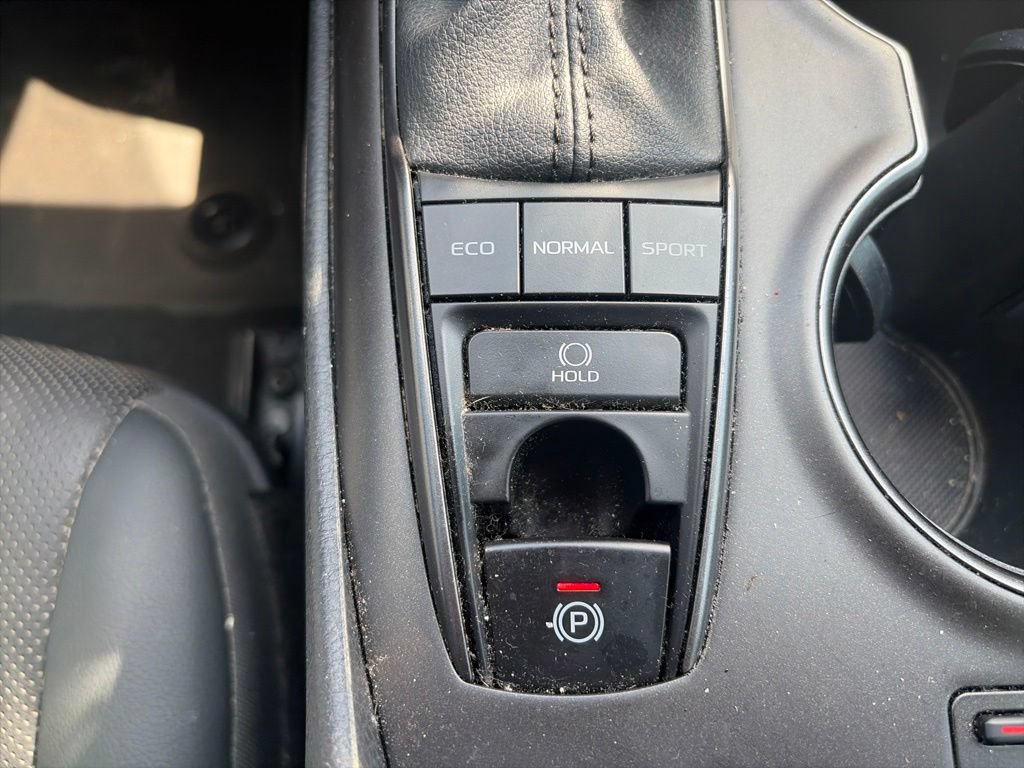 Used 2024 Toyota Camry XSE w/ Driver Assist Package FWD image 23