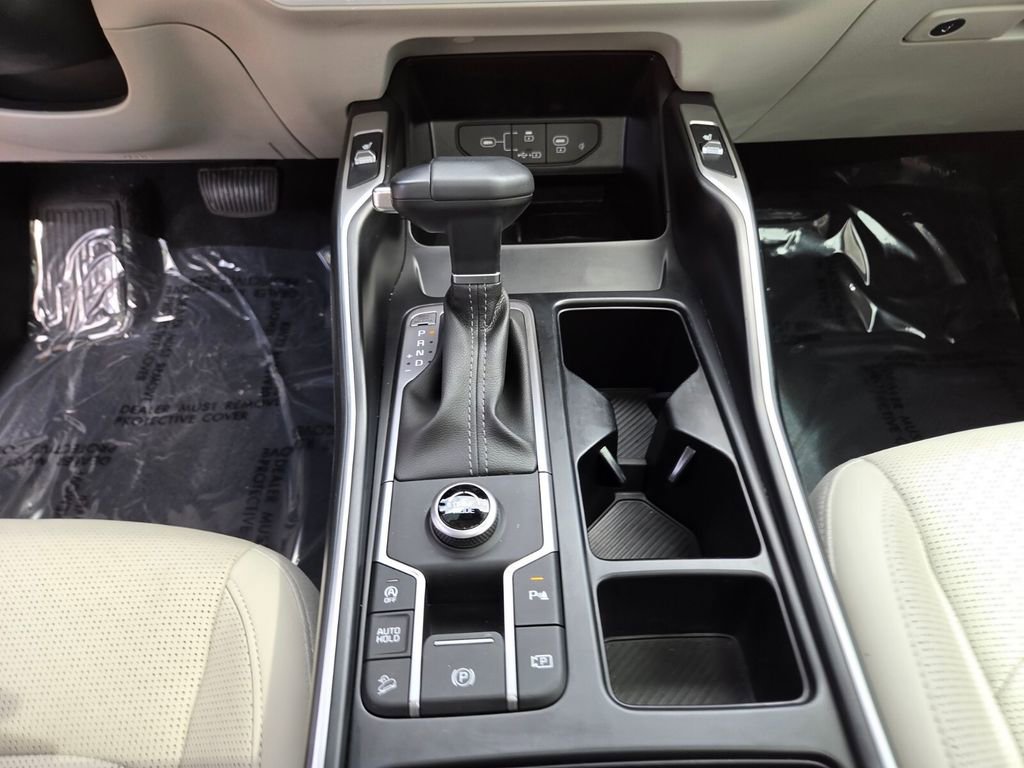 Used 2025 Kia Sorento EX w/ Panoramic Sunroof Package image 28