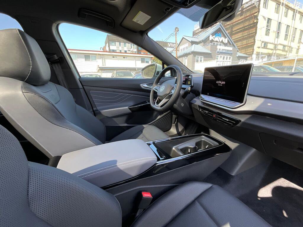 New 2026 Volkswagen ID.4 Pro S Plus AWD/4WD image 19
