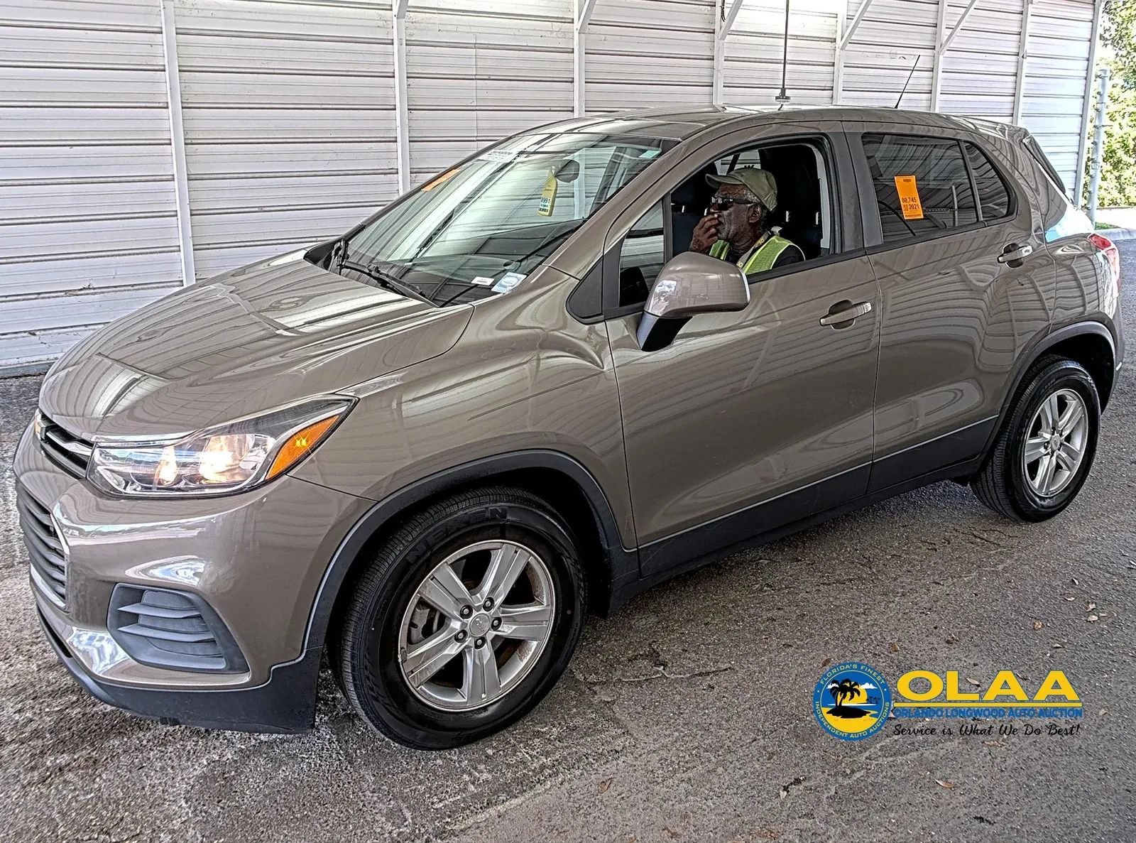 Used 2021 Chevrolet Trax LS w/ Tint and Cruise Package FWD image 1