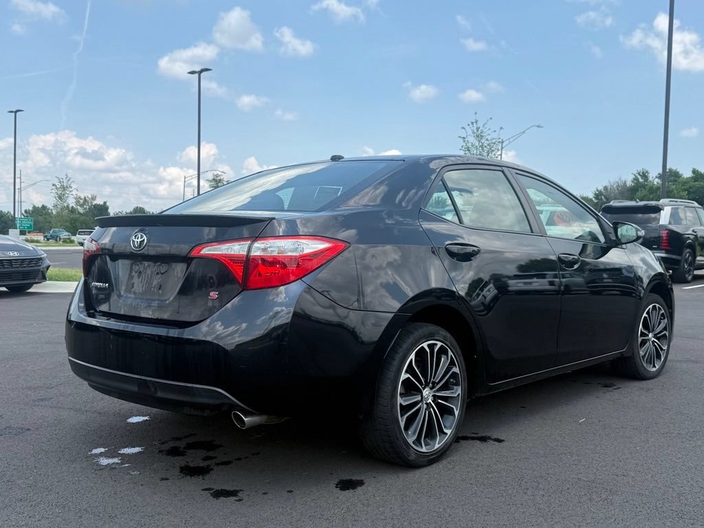 Used 2016 Toyota Corolla S w/ Driver Convenience Package FWD image 5