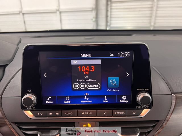 Used 2025 Nissan Altima 2.5 SV FWD image 46