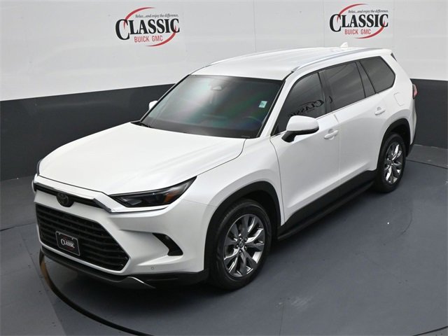 Used 2024 Toyota Grand Highlander Limited image 11