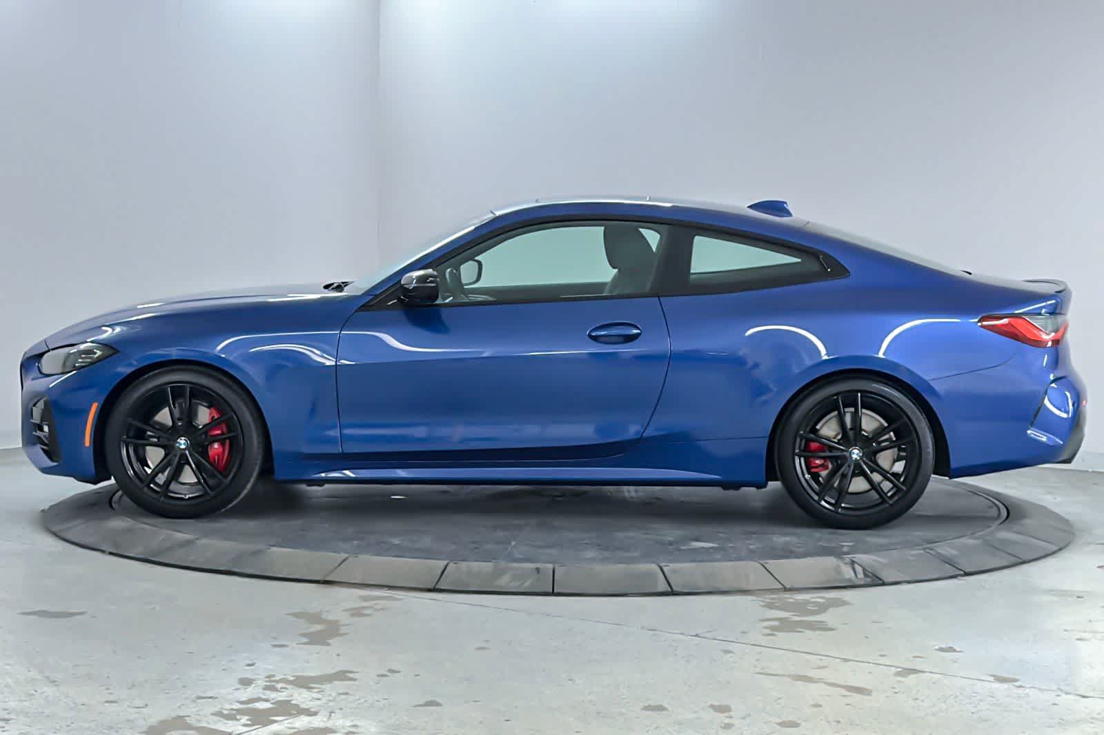 Used 2023 BMW 430i Coupe w/ M Sport Package RWD image 5