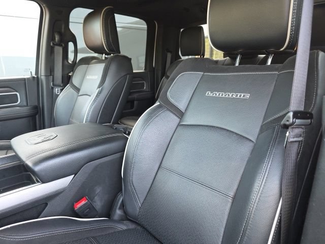 Used 2025 RAM 2500 Laramie w/ Sport Appearance Package AWD/4WD image 17