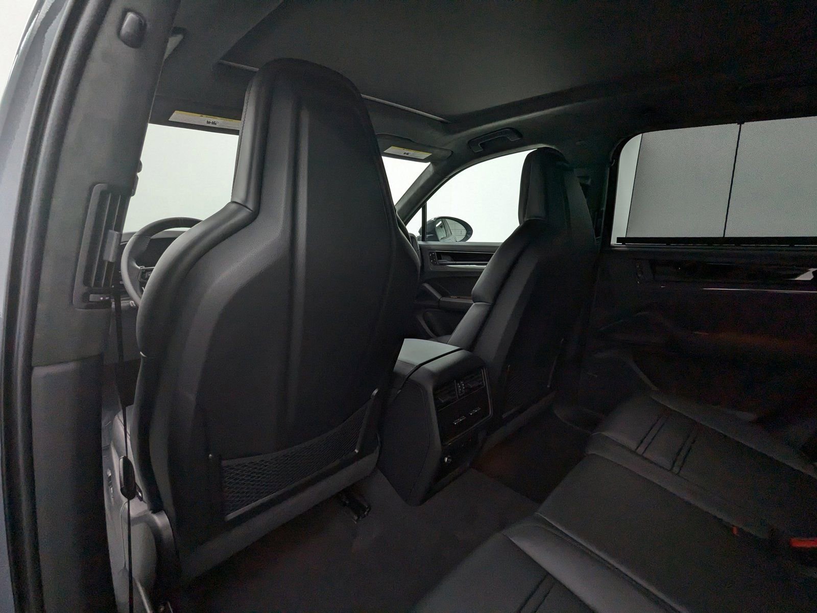 New 2026 Porsche Cayenne GTS image 21