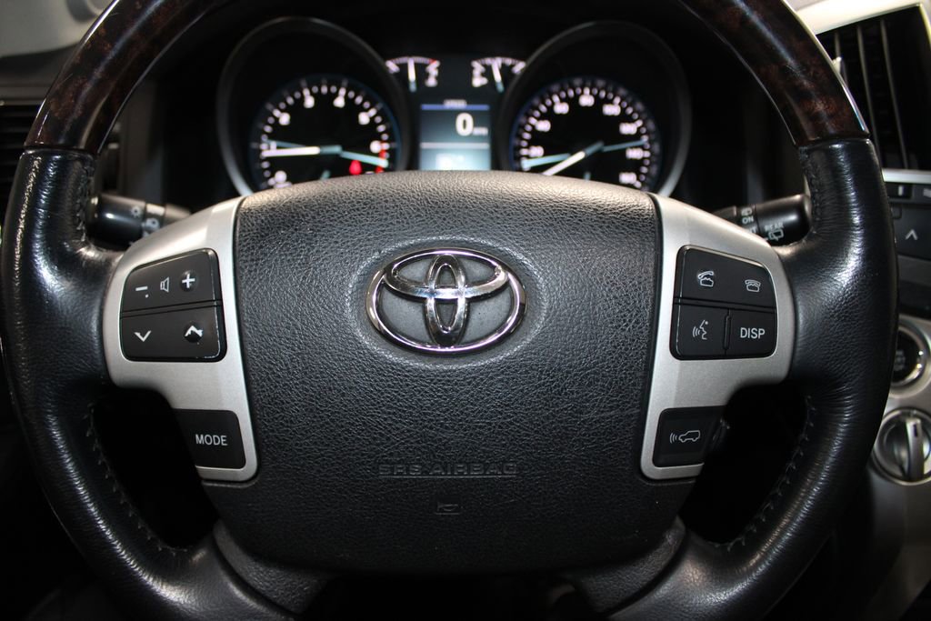 Used 2013 Toyota Land Cruiser AWD/4WD image 36