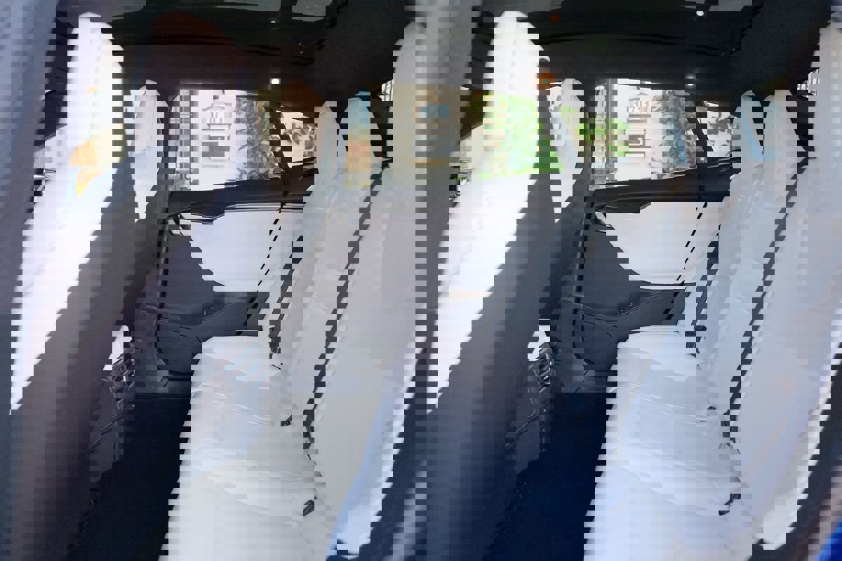 Used 2018 Tesla Model S 75D image 31