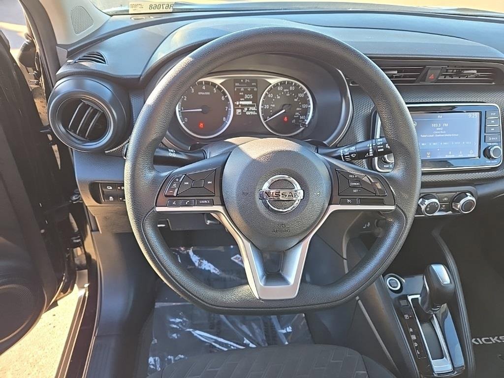 Used 2021 Nissan Kicks S image 42