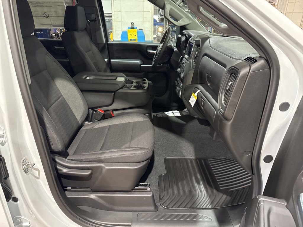New 2026 Chevrolet Silverado 2500 Custom w/ Custom Value Package image 34