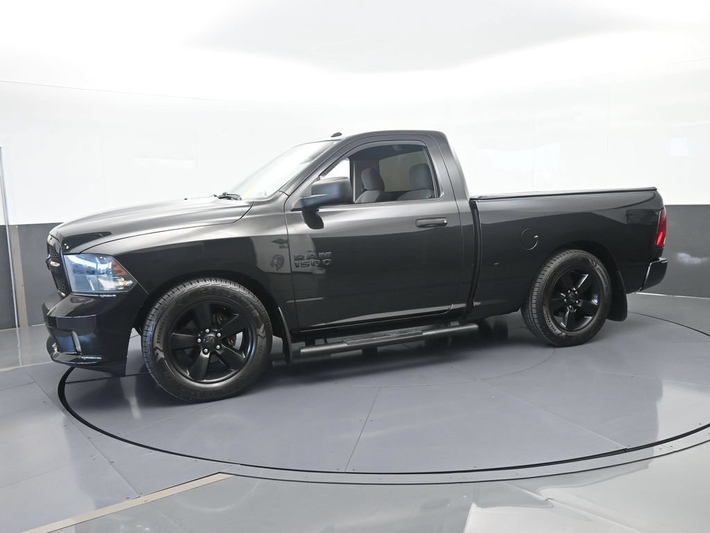 Used 2018 RAM 1500 Express w/ Black Ram 1500 Express Group RWD image 2
