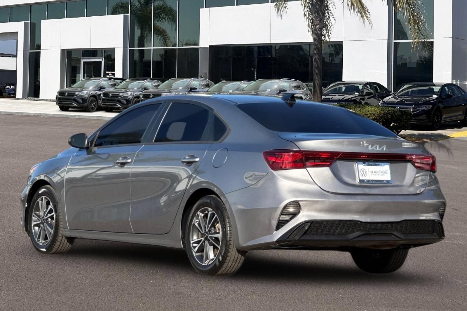 Used 2023 Kia Forte Sedan FWD image 5
