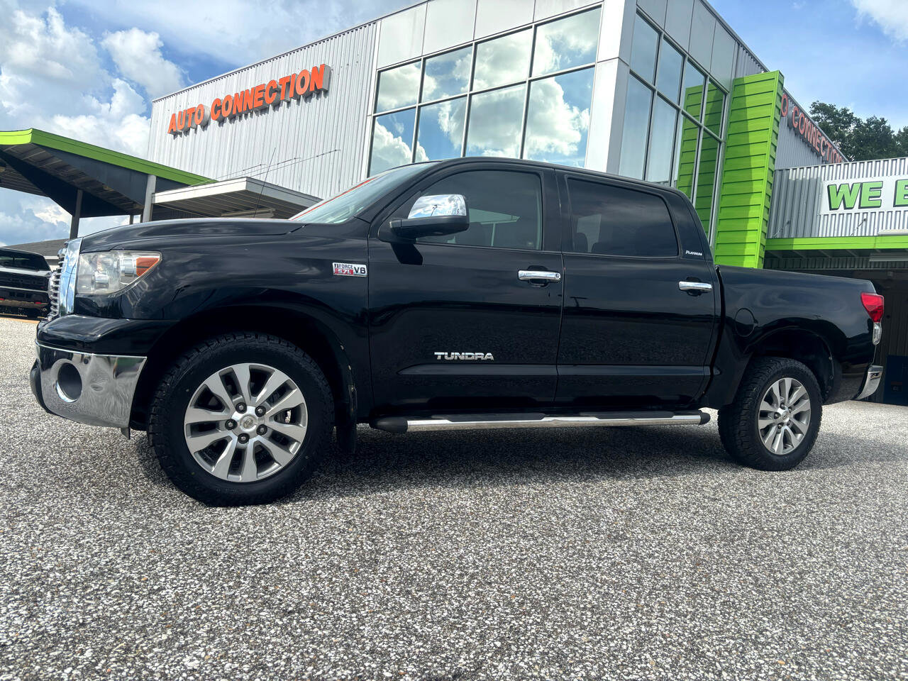 Used 2013 Toyota Tundra Platinum image 28