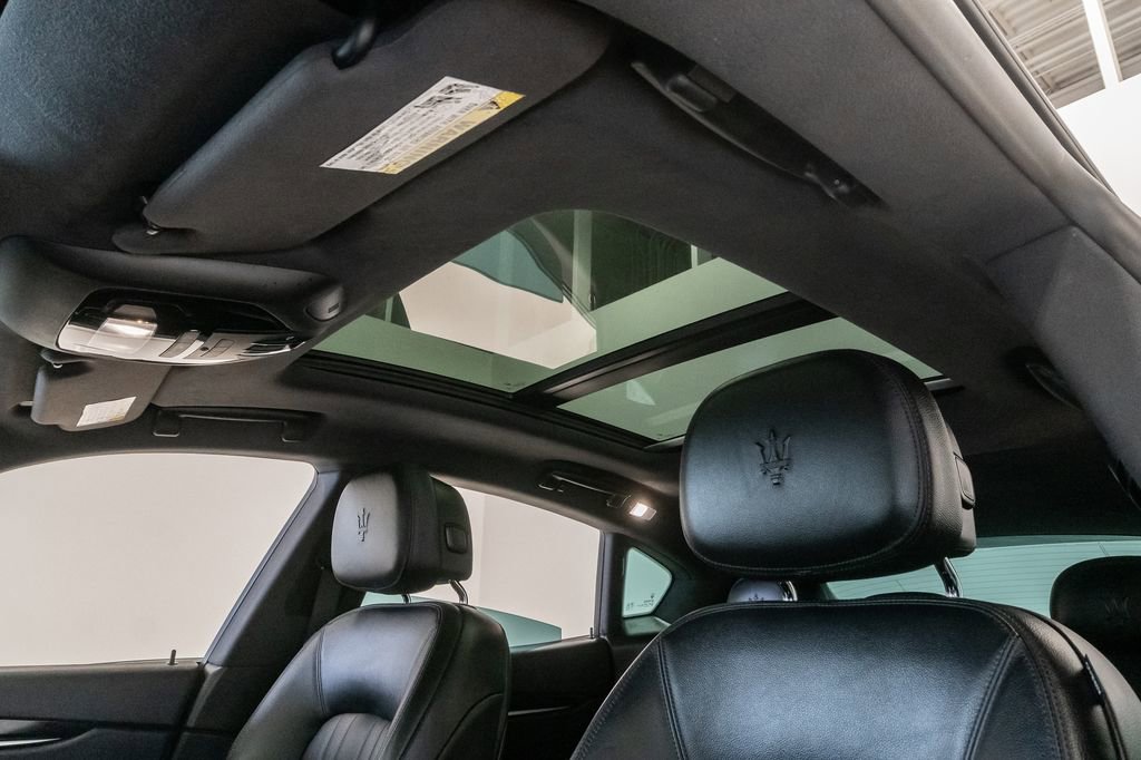 Used 2022 Maserati Levante GT image 9